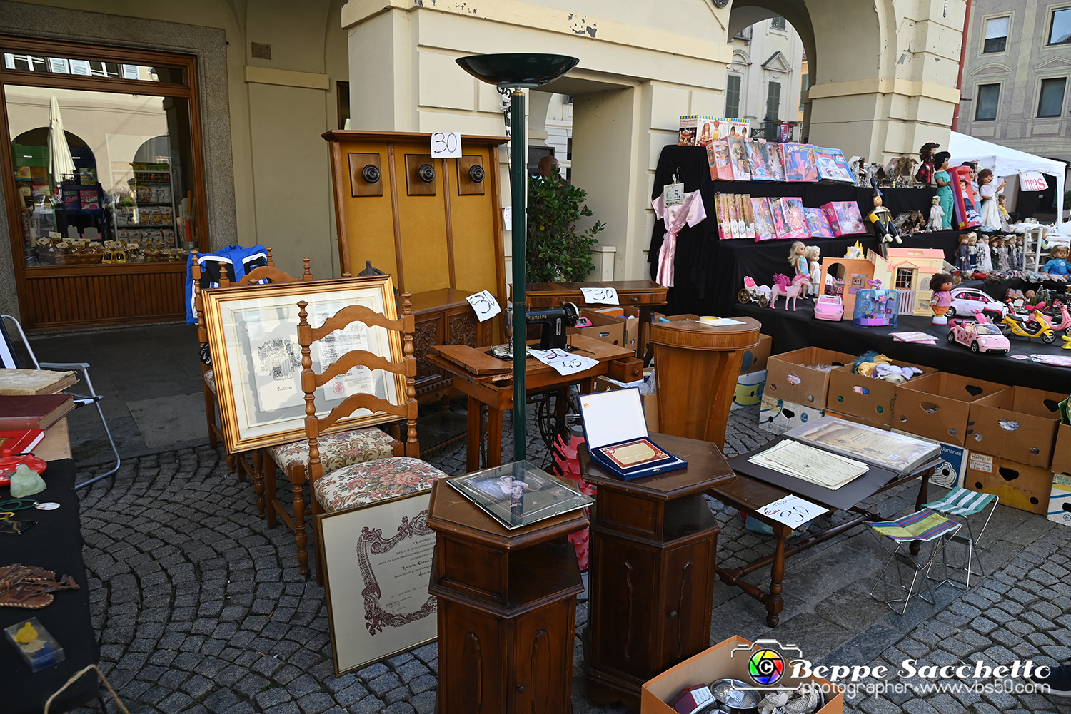 VBS_8176 - Mercatino dell'Antiquariato e dell'Hobbismo.jpg